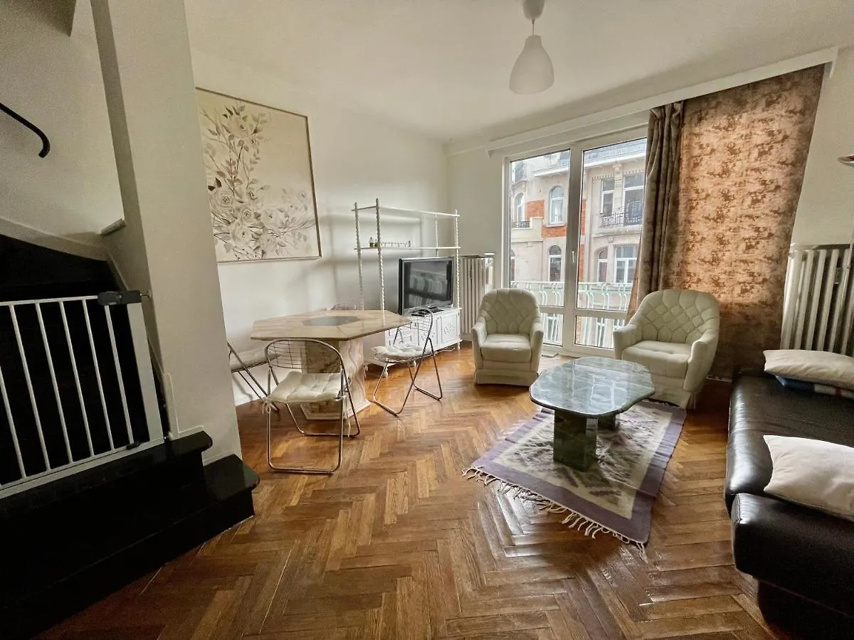 Superbe Appartement Duplex Avec Jacuzzi Bruselas